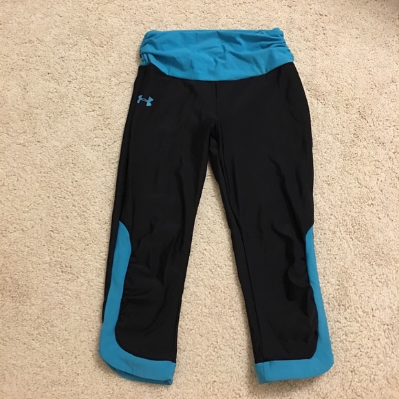Under Armour Pants - UA Rouched Crop Pants